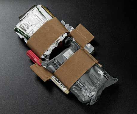 Erebus industries IFAK insert tybe B, Front view close up, Medical supplies in sleeve, Insert for medical pouches. Mounted onto medical pouches. in coyote color.