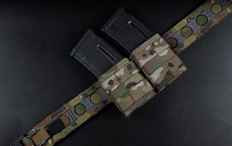 Swift Short Double 556 Pouch Display 2