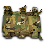 erebus industries urban assaulter triple magazine placard for 556 magazines, for chest rigs and plate carriers, 556 magazines inserted in mag pouch, in multicam pattern, front side close up