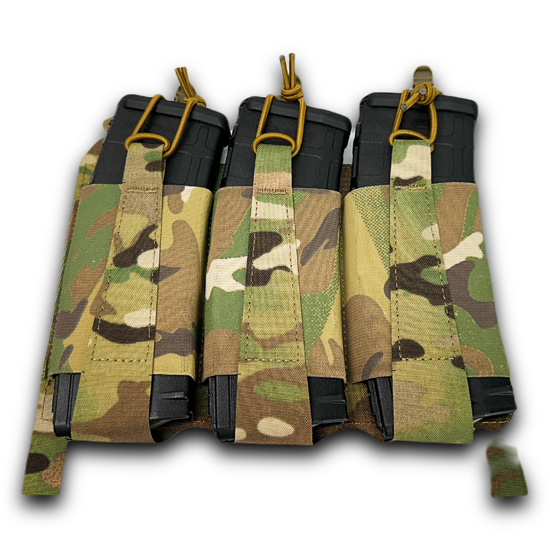 erebus industries urban assaulter triple magazine placard for 556 magazines, for chest rigs and plate carriers, 556 magazines inserted in mag pouch, in multicam pattern, front side 